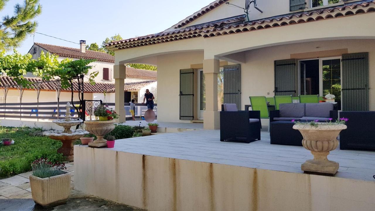 Charmante Maison Climatisee Vedene - Avignon Avec Piscine Exterior photo